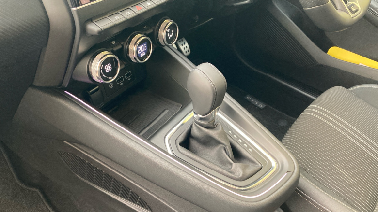 Renault Clio 1.6 E-TECH full hybrid 145 Engineered 5dr Auto Hybrid Hatchback